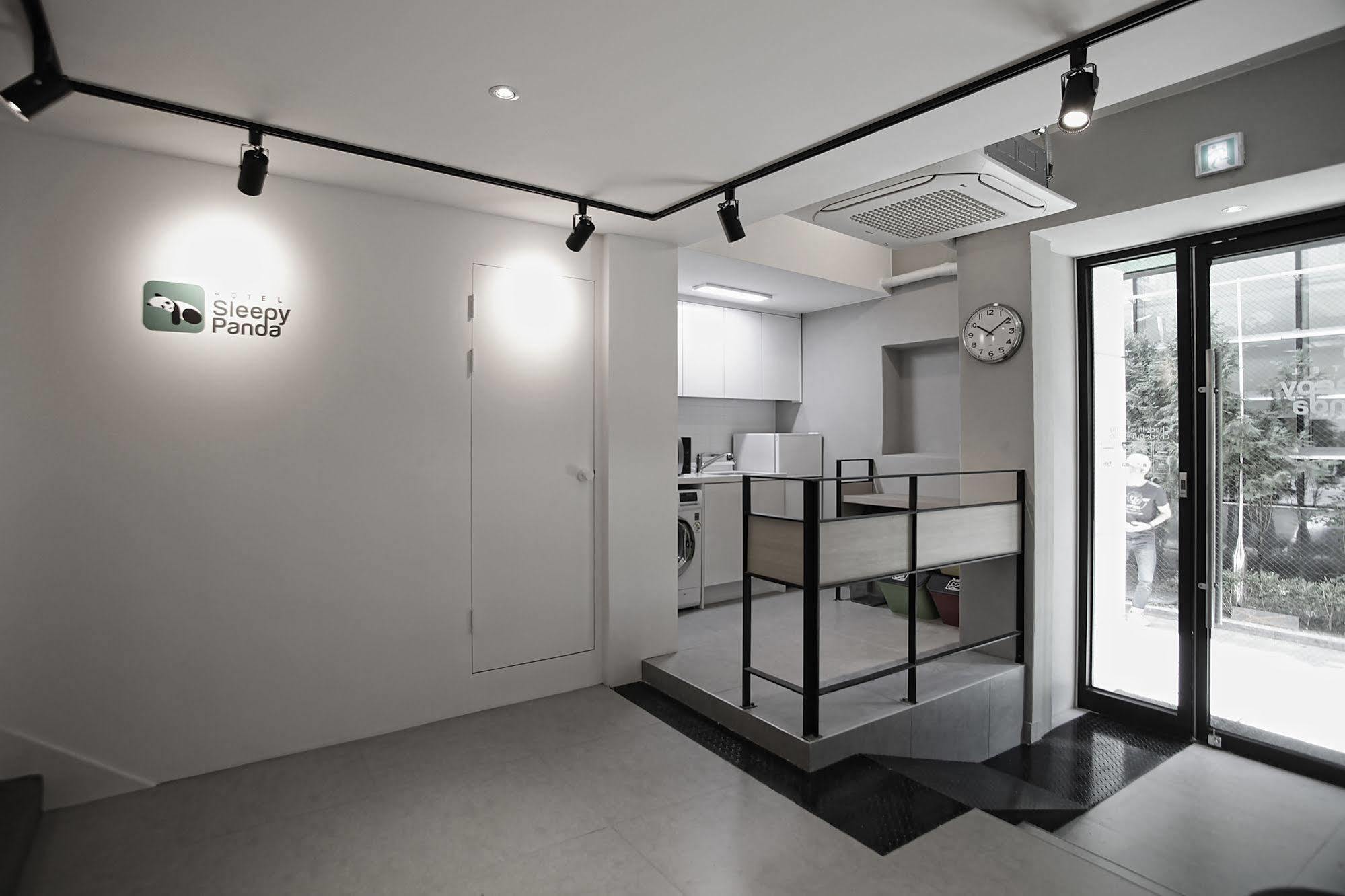 Hotel Sleepy Panda Streamwalk Seoul Jongno Екстериор снимка