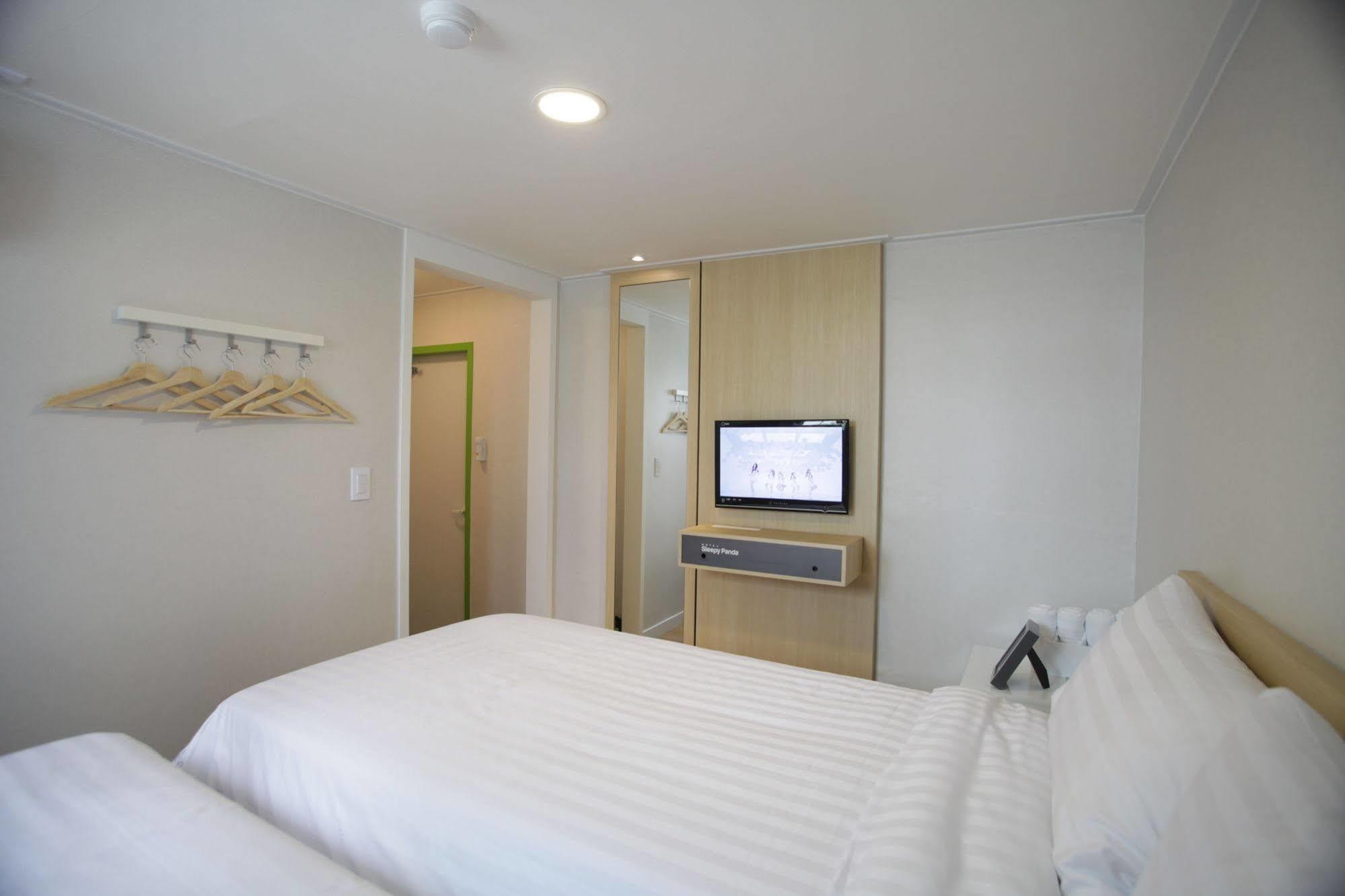 Hotel Sleepy Panda Streamwalk Seoul Jongno Екстериор снимка
