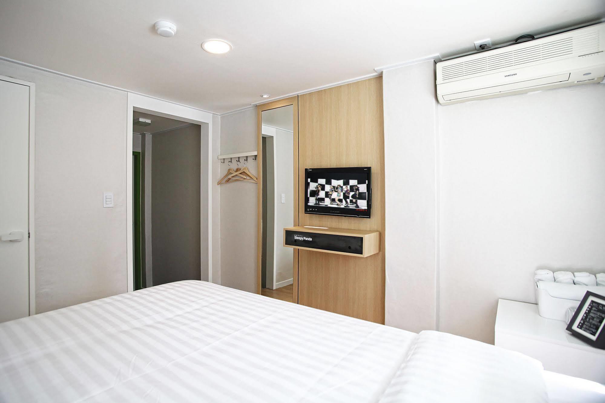 Hotel Sleepy Panda Streamwalk Seoul Jongno Екстериор снимка
