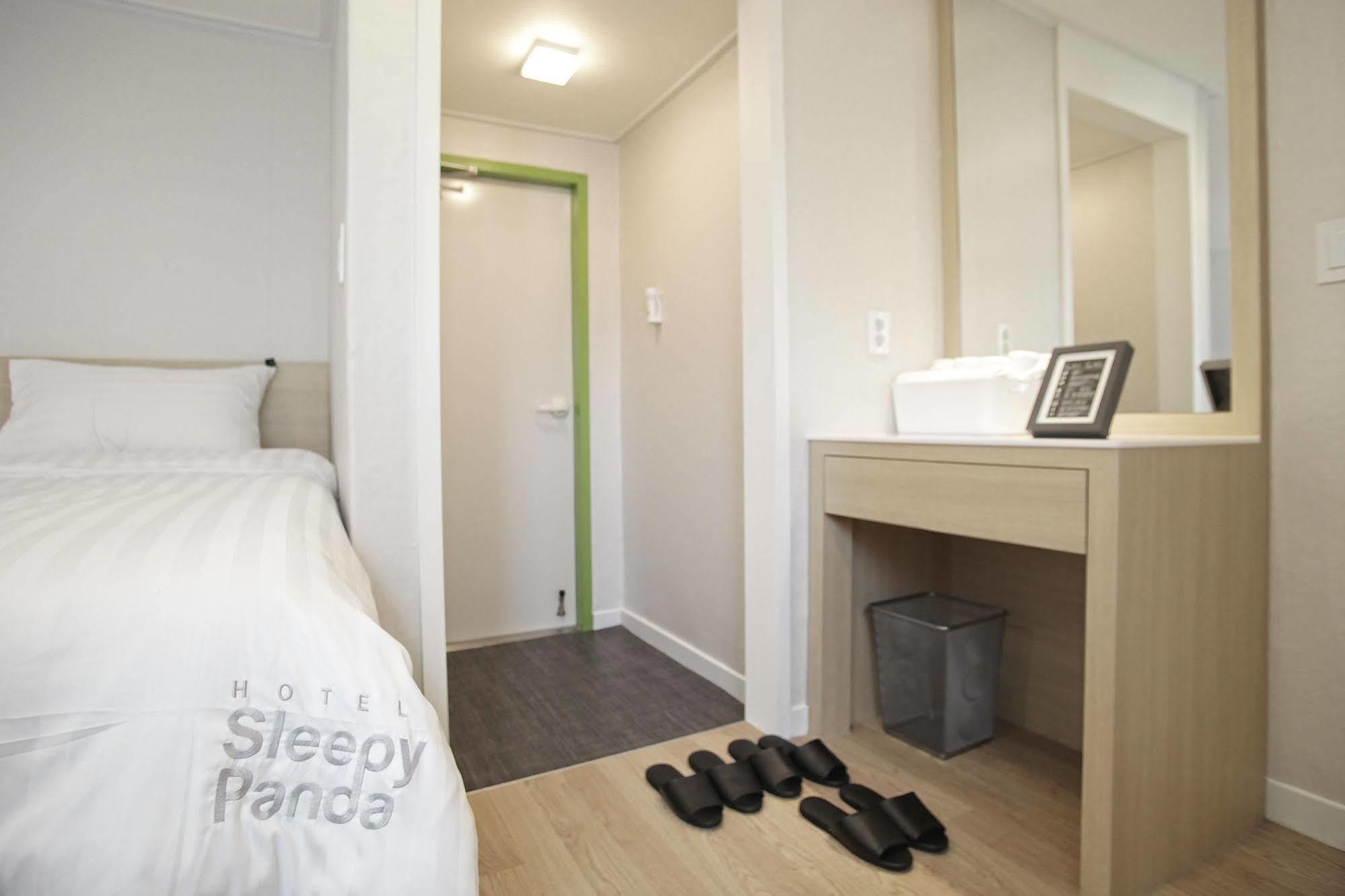 Hotel Sleepy Panda Streamwalk Seoul Jongno Екстериор снимка
